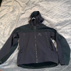 Arcteryx large shell jacket active